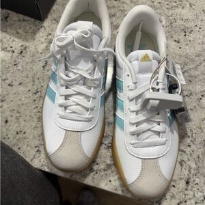 adidas VL Court 3.0 Women's Sneakers White Blue Gum Lace Up Low Top JQ7253